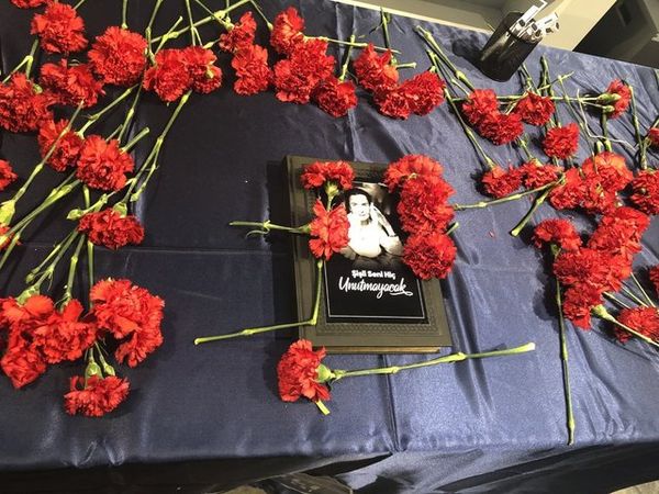 Vasiyeti gerçekleşti! Fatma Girik son yolculuğuna uğurlandı