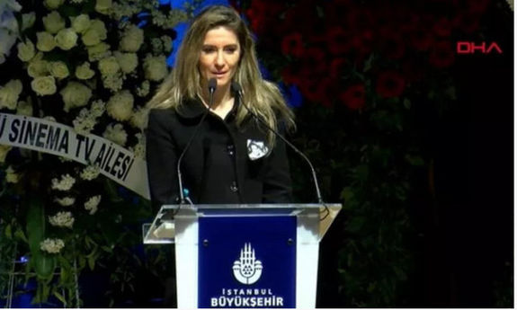 Vasiyeti gerçekleşti! Fatma Girik son yolculuğuna uğurlandı