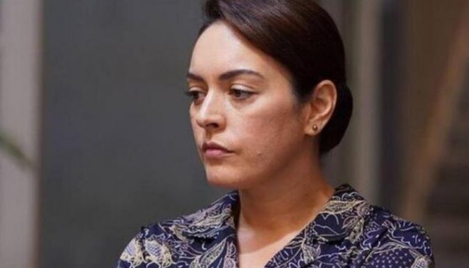 Ezgi Mola