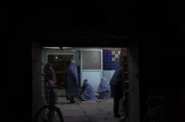 Afgan kadınlar konuştu: Kadınların geleceği karanlık
