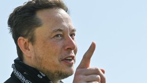 Elon Musk'ın Twitter paylaşımları başına dert açtı