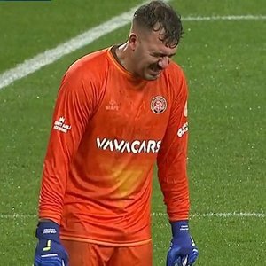 Viviano soğuktan tir tir titredi