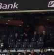 Galatasaray Teknik Direktörü Domenec Torrent ile yardımcı antrenörleri, Beşiktaş - Göztepe maçını stattan takip etti. Sarı-kırmızılılar, 26. haftada deplasmanda Göztepe ile karşılaşacak.
