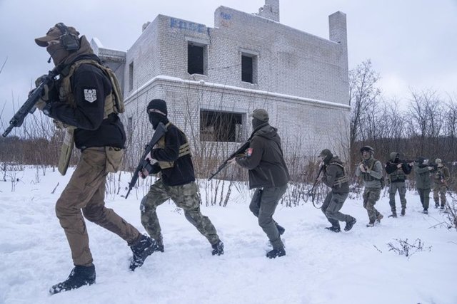 Savaş kapıda mı? Rusya ve Ukrayna askeri güçleri ne kadar? Ukrayna Rusya askeri güçleri karşılaştırması!