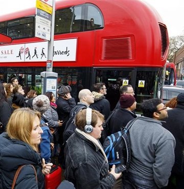 Birleşmiş Milletler (BM) Çevre Programı, büyük şehirlerdeki ses kirliliğinin Avrupa genelinde her yıl ortalama 12 bin zamansız ölüme yol açtığını açıkladı