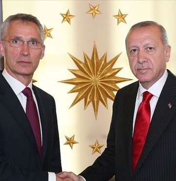Son dakika... Cumhurbaşkanı Erdoğan, NATO Genel Sekreteri Stoltenberg ile görüştü. Görüşmede Rusya- Ukrayna krizi ele alındı...