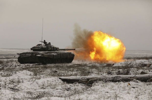 Putin emri verdi, tanklar girdi!