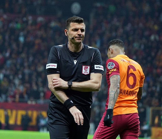 Galatasaray-Rizespor maçının tartışmalı kararlarını yorumladılar