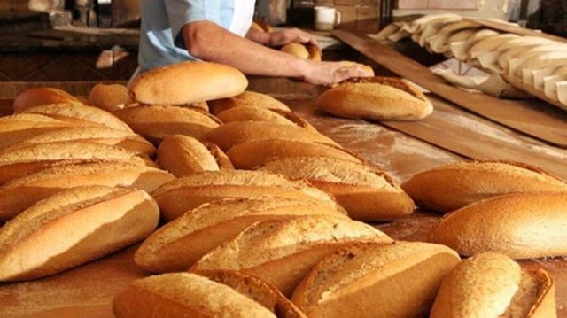 Ankara’da Halk Ekmek’e zam mı geldi? 2022 Ankara Halk ekmek fiyatı ne kadar oldu? Ekmek kaç TL? Ankara’da Halk Ekmek kaç TL? 2022 Ankara Halk Ekmek fiyatı…