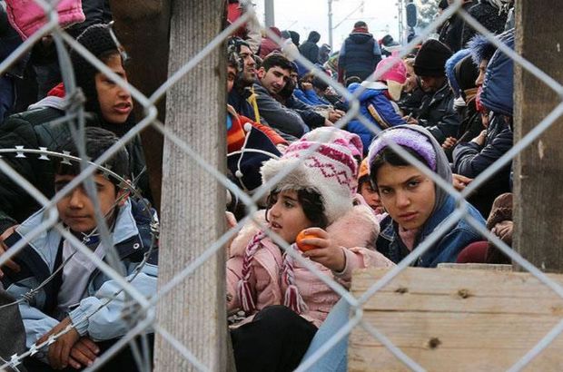 Fransa, "mülteciler arasında ayrımcılık" eleştirilerini reddetti
