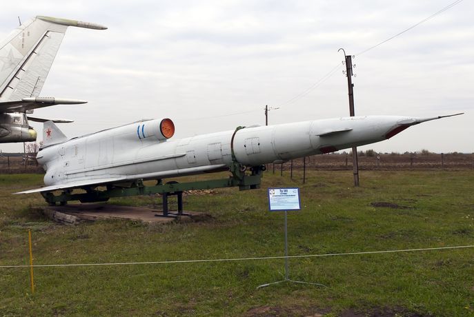 Sovyet yapımı Tu-141 tipi keşif uçağı, insansız hava aracı.