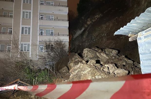 Samsun'da heyelan: 5 katlı bina boşaltıldı