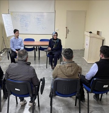 Bartın Üniversitesi ile Aile ve Sosyal Hizmetler İl Müdürlüğü iş birliğiyle hayata geçirilen TÜBİTAK destekli projeyle, aile içi şiddetin önlenmesi amaçlanıyor