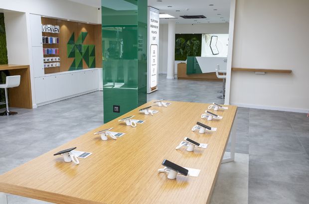 İkinci elden 100 milyon dolar çıkardı