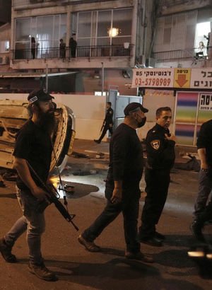 İsrail'de gerilim artıyor: Halka silahlanma çağrısı