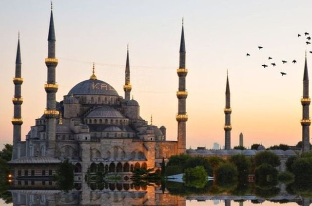 İMSAKİYE HAZIR! 2022 Ramazan imsakiyesi yayında! İftar ve imsak (sahur) saatleri: İstanbul - Ankara - İzmir ve 81 ilin İmsakiye takvimi! İftar ve sahur vakti saat kaçta?