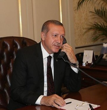 Cumhurbaşkanı Recep Tayyip Erdoğan, Kazakistan Cumhurbaşkanı Kasım Cömert Tokayev ile bir telefon görüşmesi gerçekleştirdi.


