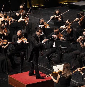 'Piyanonun Kanatları Altında' bir konser