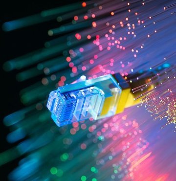 Ulaştırma ve Altyapı Bakanı Adil Karaismailoğlu "Amacımız ortak altyapı şirketi kurmak ve mobili birbirinden ayırıp, fiber altyapı ağımızı mümkün olduğu kadar genişletmek