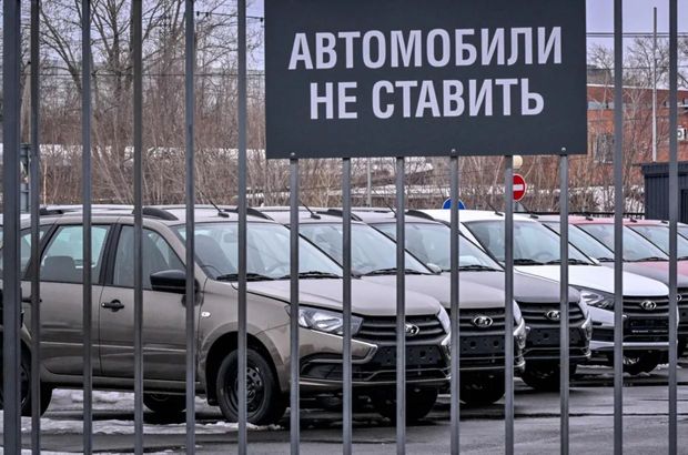 Rusya otomotiv pazarını savaş vurdu!