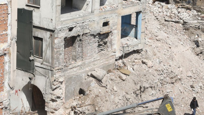 Son dakika haberleri: Karaköy'deki genelev hafriyatının altından tarih çıktı!