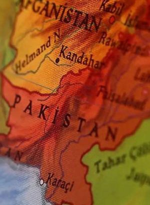 Suudi Arabistan'dan Pakistan'ın yeni başbakanına destek