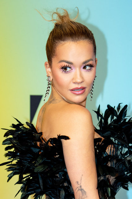 Rita Ora'dan 5 milyon sterlinlik anlaşma 