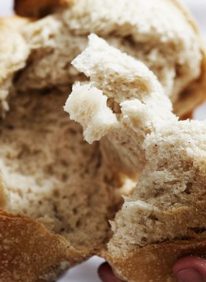 Açlık sınırı asgari ücretin 1070 TL üzerinde