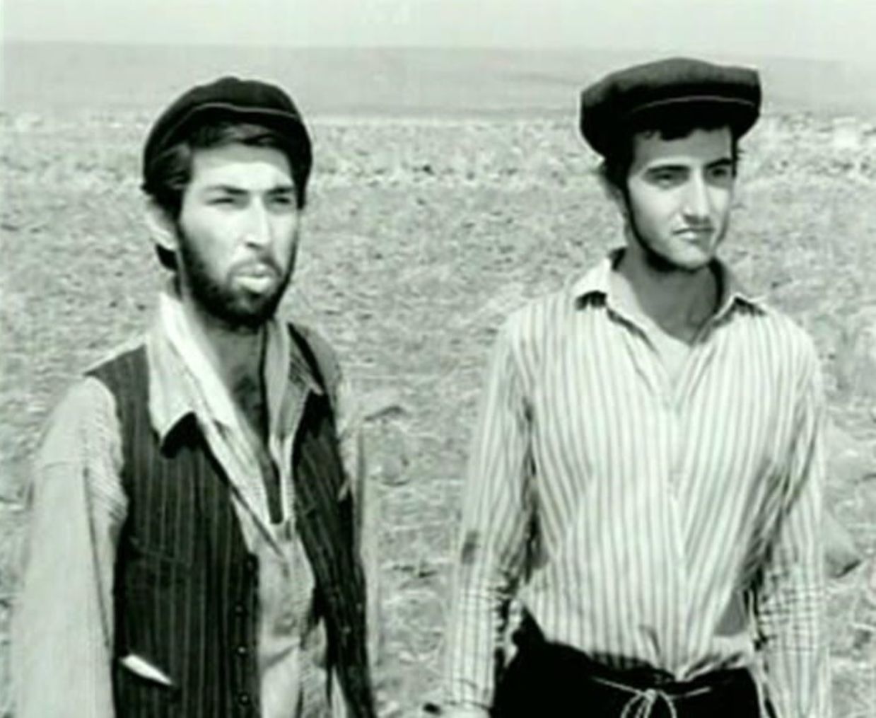 Erdal &Ouml;zyağcılar, '&Ouml;l&uuml;m Tarlası'nda 'Ş&uuml;kr&uuml;'y&uuml; canlandırdı.