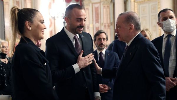 Demet Akalın, Okan Kurt ve Cumhurbaşkanı Recep Tayyip Erdoğan