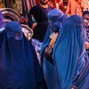 Afganistan'da burka zorunluluğu: 'Kadın olmak bir suç gibi'