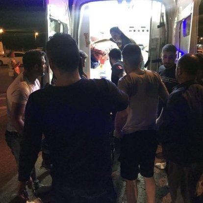 Mardin'de otomobil yayalara çarptı: 8 yaralı
