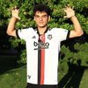 Beşiktaş'tan genç oyuncuya profesyonel sözleşme