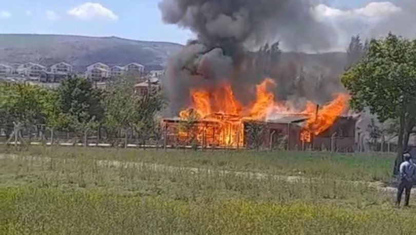 Ankara�da ahşap ev alevlere teslim oldu Son Dakika Haberleri