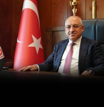 Gaziantep Futbol Kulübünün eski başkanı Mehmet Büyükekşi, Türkiye Futbol Federasyonu Başkanlığı