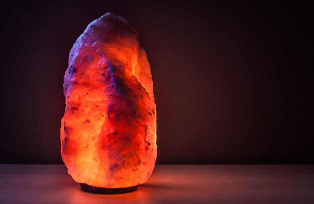 Tuz Lambası Ne İşe Yarar, Zararlı Mı? MAKS HABER