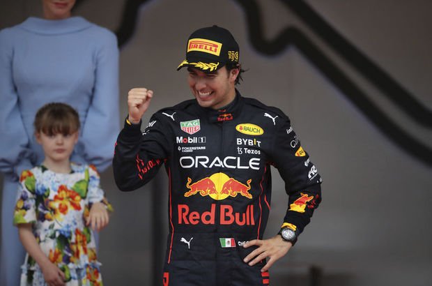 Perez, Red Bull'la uzattı