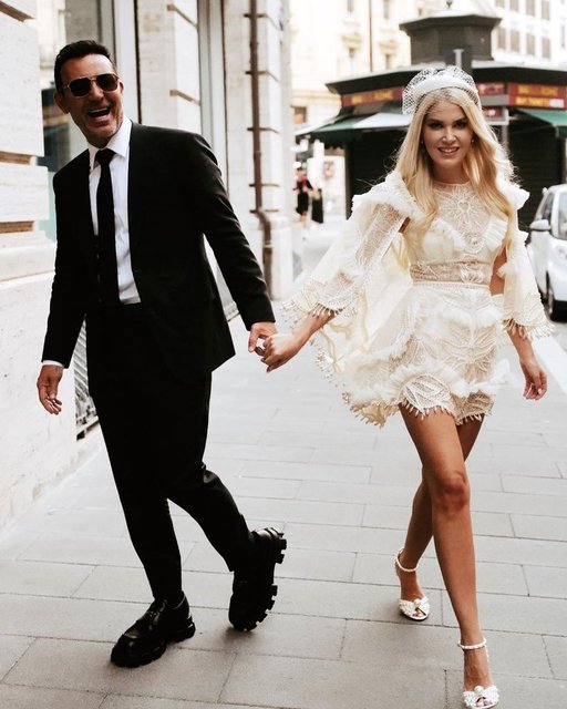 Ünlü popçu Mustafa Sandal ve Melis Sütşurup evlendi! Roma'daki törende 'Evet' dediler - Magazin Haberleri