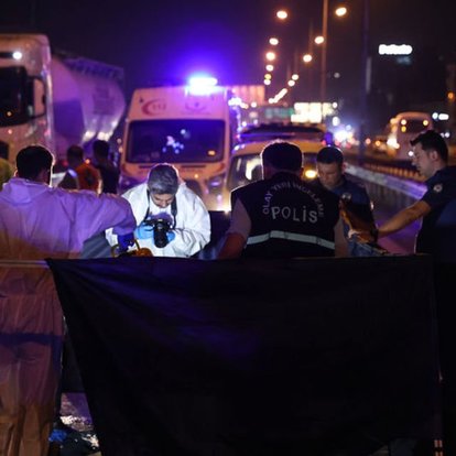 Bağcılar'da feci kaza: Otomobilin çarptığı yaya öldü