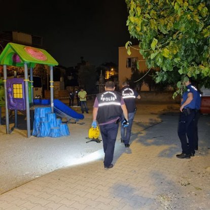 Adana'da parkta silahlı kavga çıktı, 1 kişi öldü