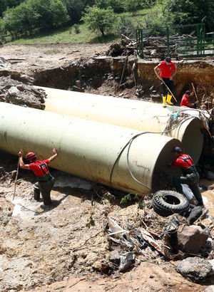 Son dakika: Başkentteki felakette kahreden çalışma! Aracı sele kapıldı