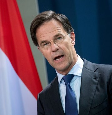 Hollanda Başbakanı'ndan tartışmalı 'özür'