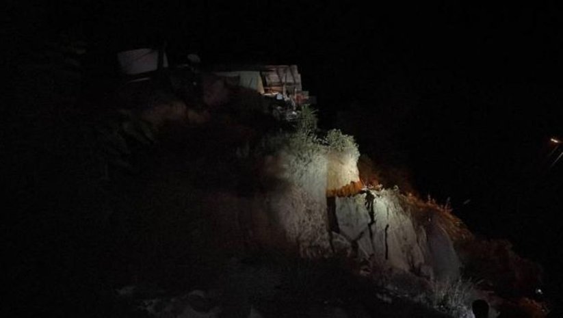 Karabük'te heyelan: 5 ev boşaltıldı