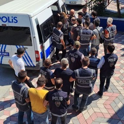 Zonguldak'ta fuhuş operasyonu: 8 zanlı tutuklandı