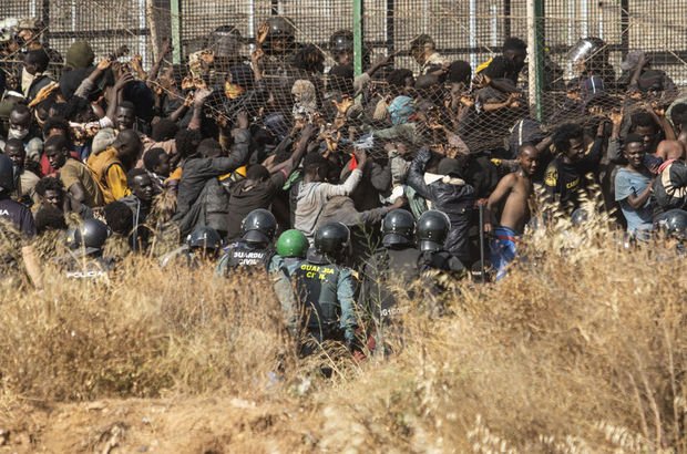 İspanya sınırında göçmen faciası: 23 ölü
