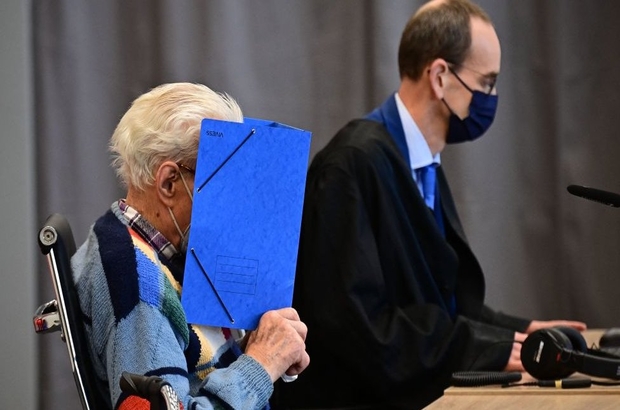 101 yaşındaki eski Nazi toplama kampı muhafızına 5 yıl hapis cezası