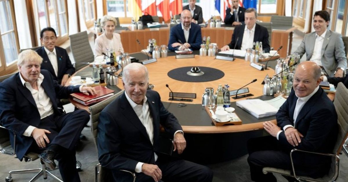 I leader del G7 annunciano ulteriori misure contro la Russia e raccolgono fondi per combattere la fame