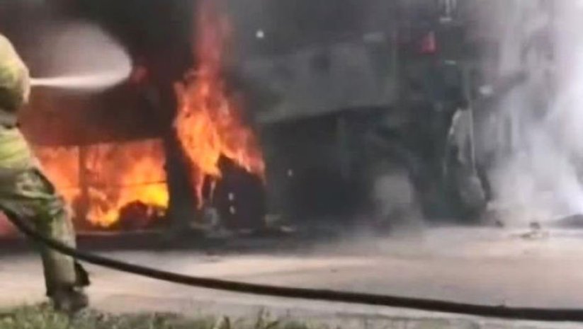 Silivri'de otobüs yangını