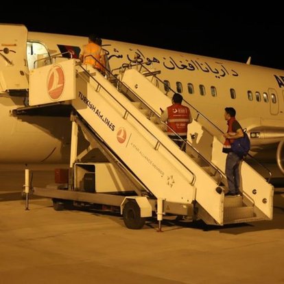 Ağrı'da 273 Afgan göçmen sınır dışı edildi