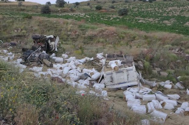 Kayseri'de kamyonun devrildiği kazada 3 kişi öldü